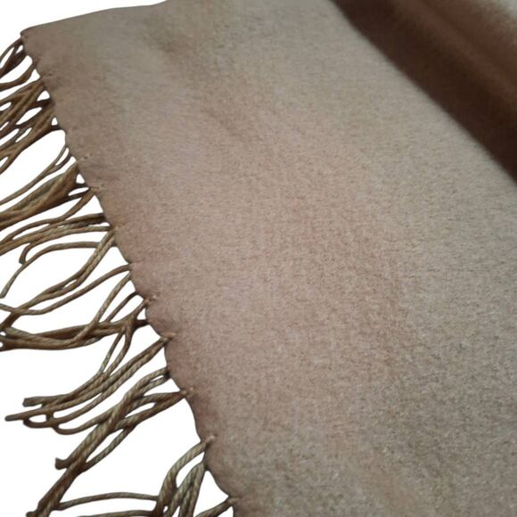 Royal Rossi 100% Cashmere Scarf – Tan Fringe – Vintage – EUC - Picture 2 of 3